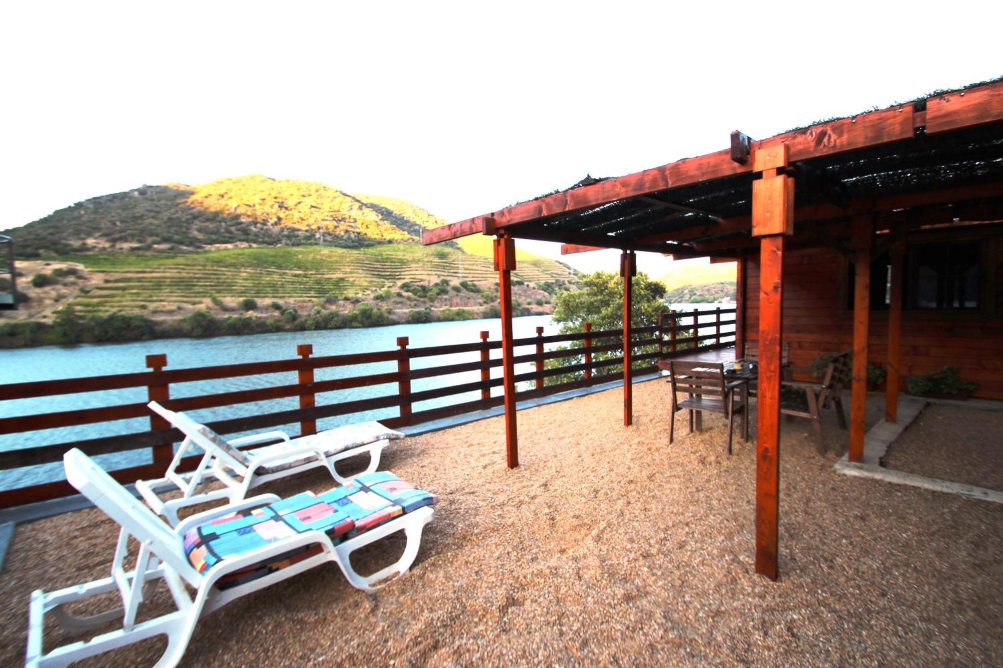 Douro Yacht Charter & Bungalows São João da Pesqueira Værelse billede
