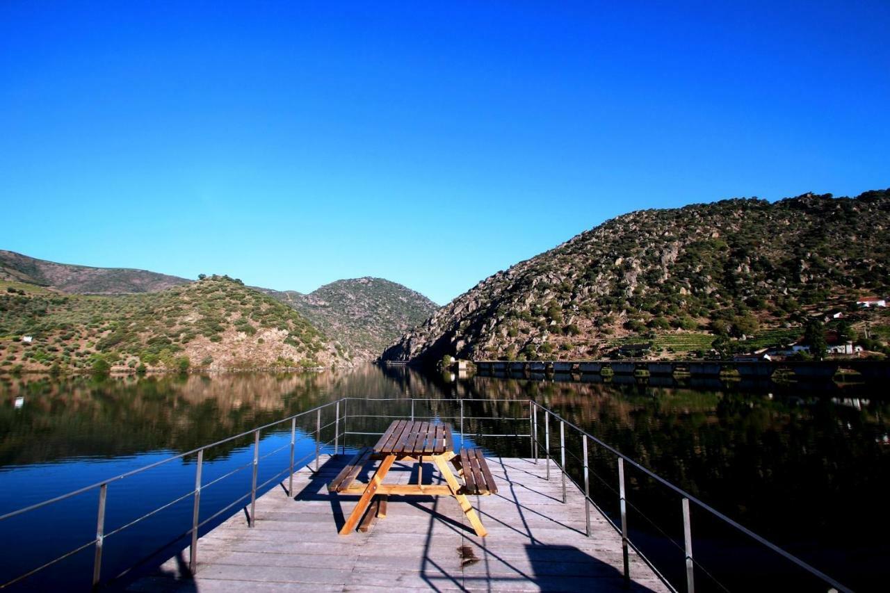 Douro Yacht Charter & Bungalows São João da Pesqueira Eksteriør billede