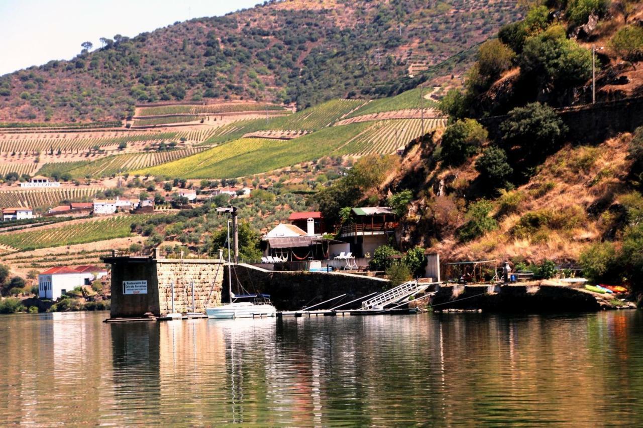Douro Yacht Charter & Bungalows São João da Pesqueira Eksteriør billede